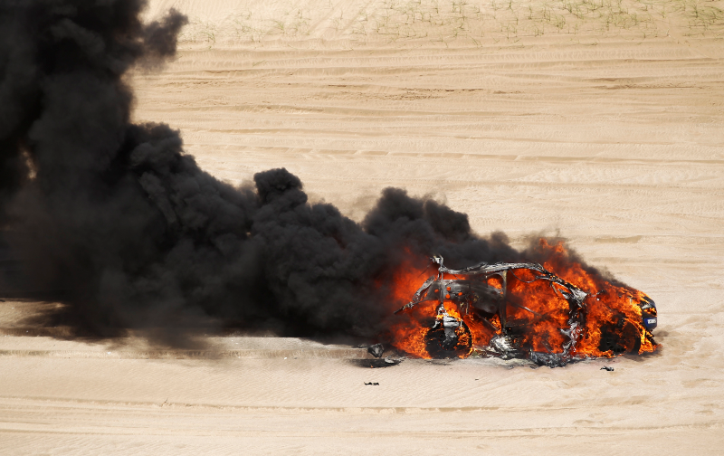 Illustration for article titled The Dakar Race Looks Pretty Much Like A Post-Apocalyptic Hellscape